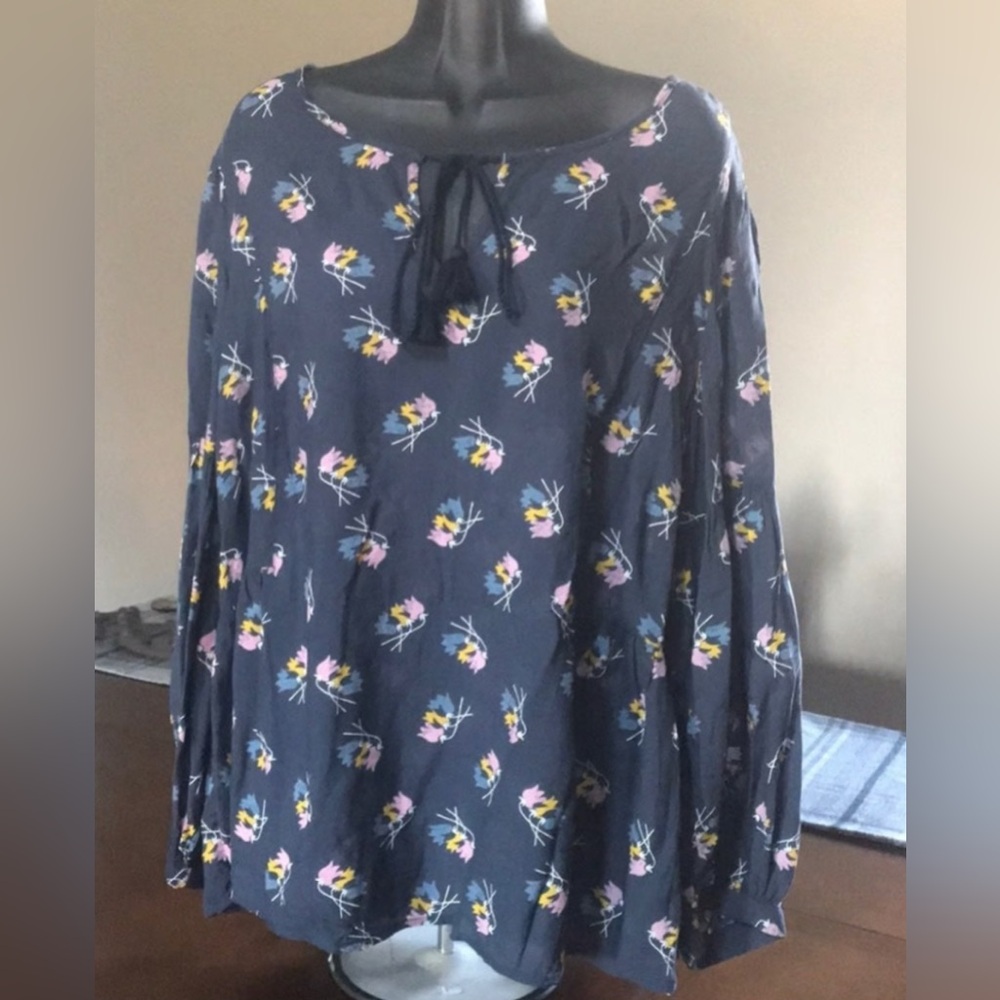 Caslon flowy floral peasant blouse with tassels, women’s medium